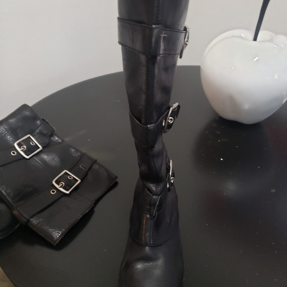 Coach boots - Picture 2 of 8